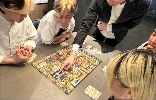 ギミック 事例のキービジュアル